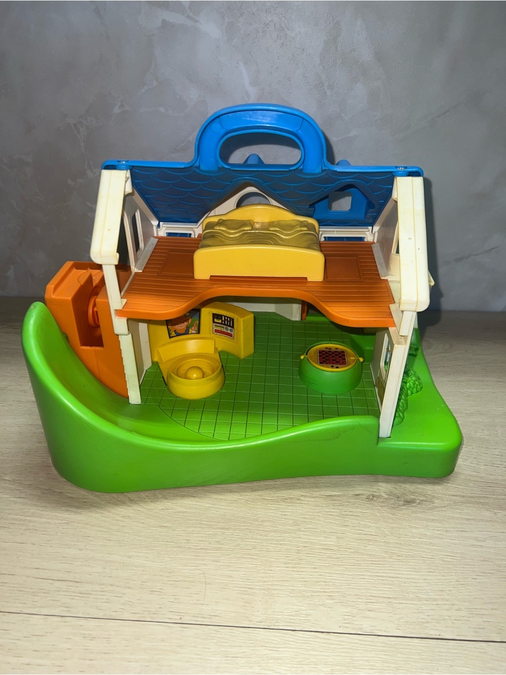 Vintage Fisher-Price Little People Carry Along House Playset 1990s